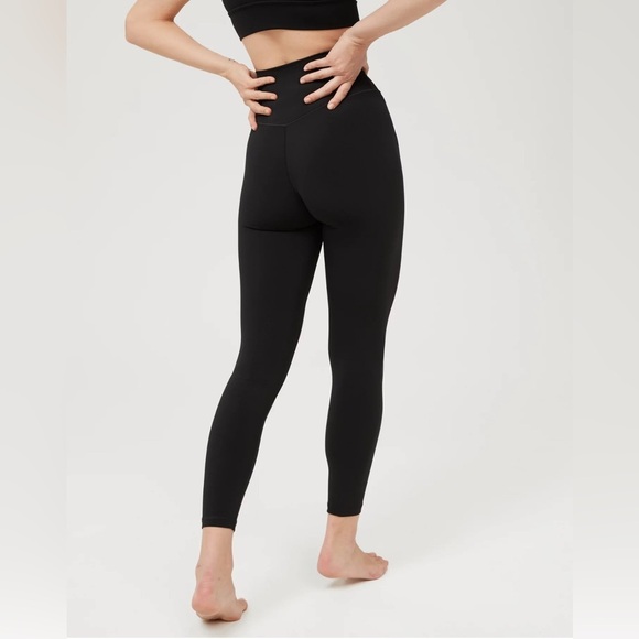 OFFLINE By Aerie Real Me High Waisted Crossover Legging Size Small. Dark Blue - Picture 2 of 6